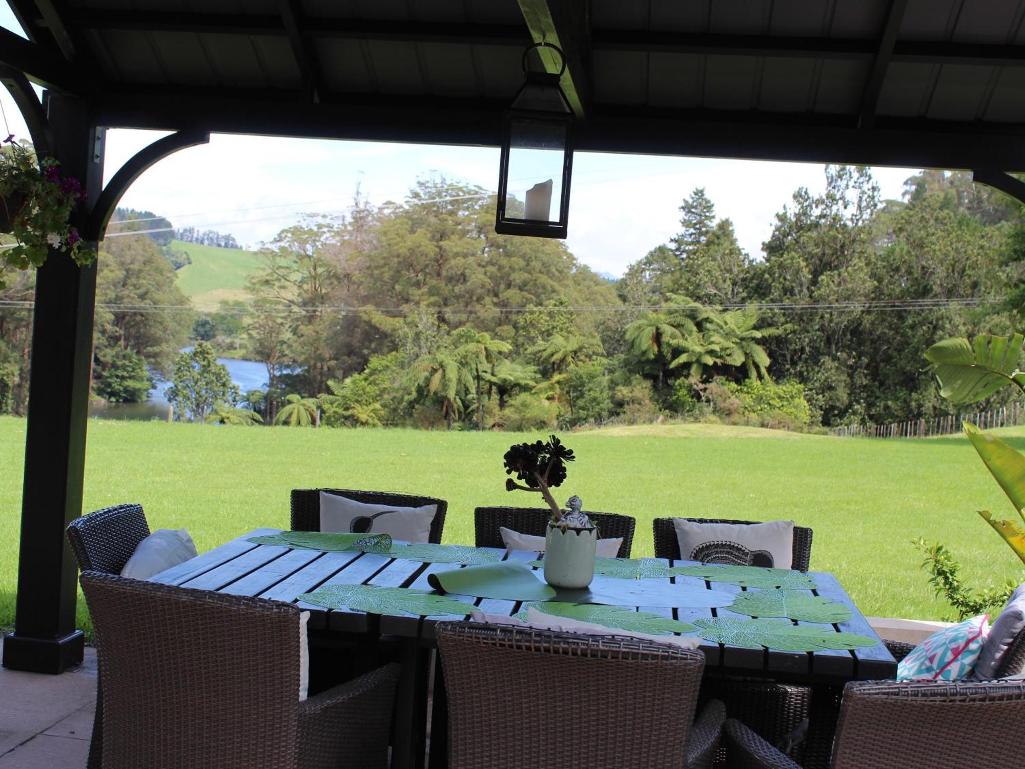Mclaren Lake View Tauranga Exterior photo