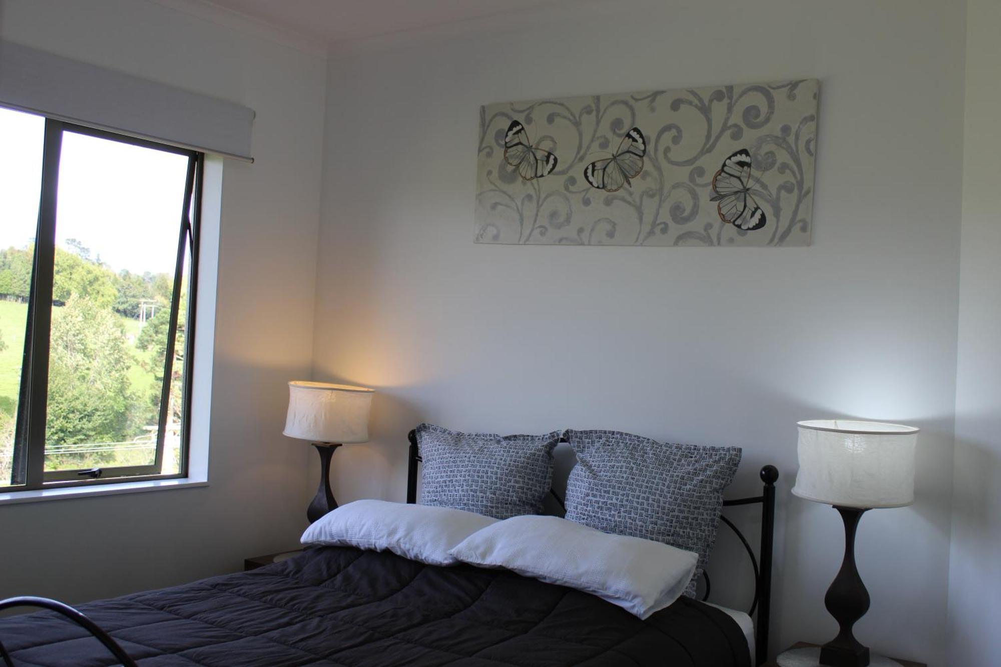 Mclaren Lake View Tauranga Exterior photo