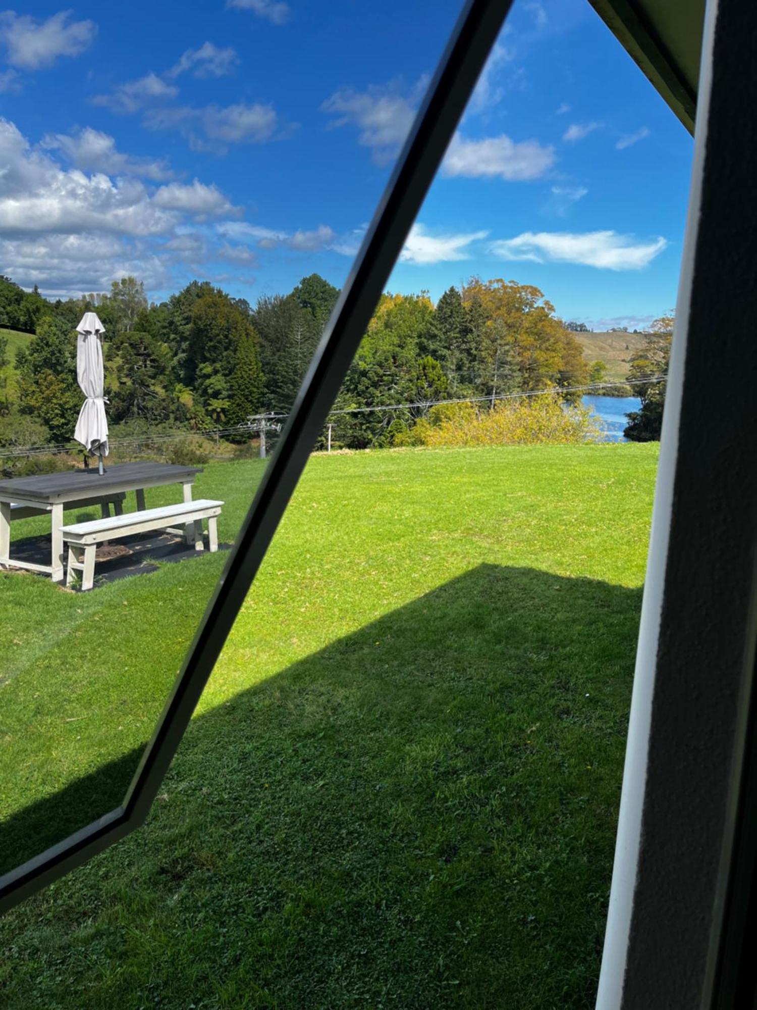 Mclaren Lake View Tauranga Exterior photo